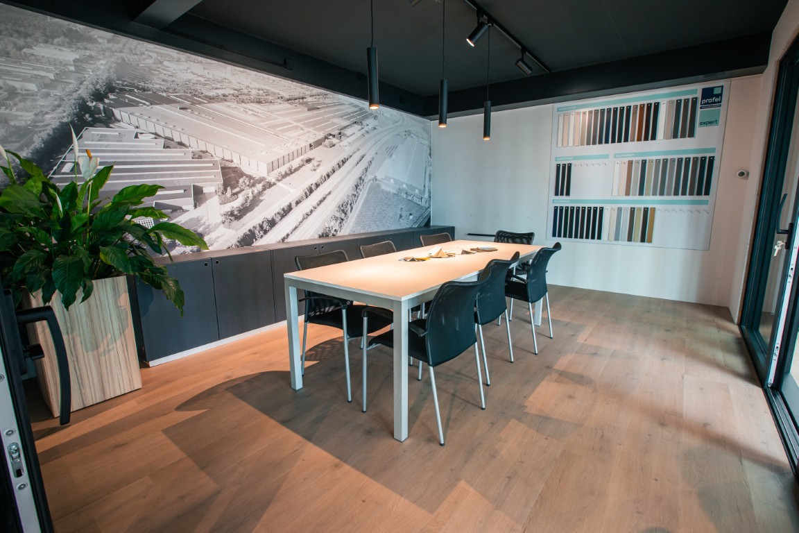 Kunststof en aluminium kozijnen showroom Leeuwarden