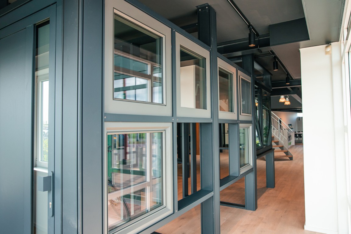 Kunststof en aluminium kozijnen showroom Leeuwarden