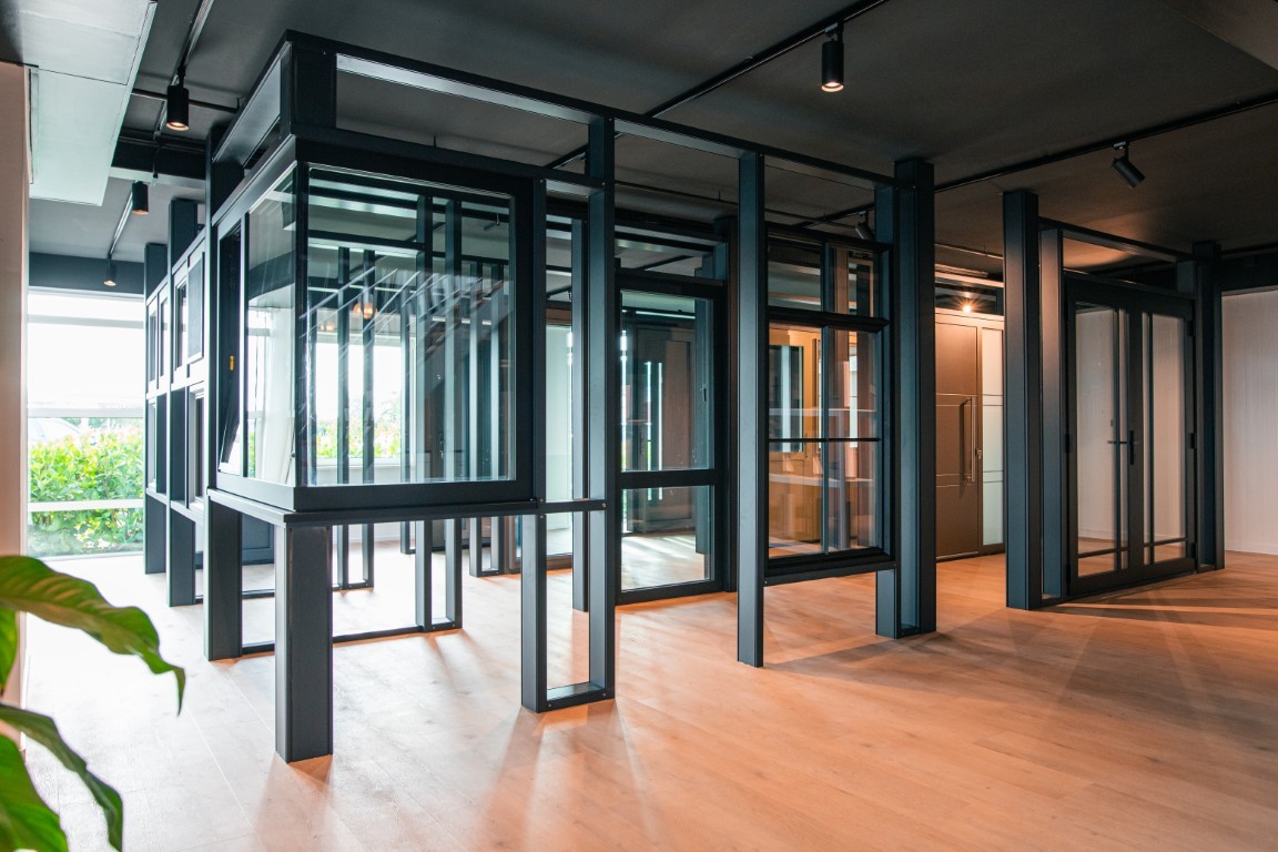 Kunststof en aluminium kozijnen showroom Leeuwarden