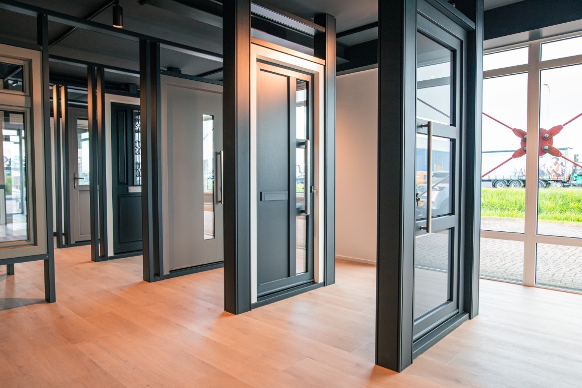 Kunststof en aluminium kozijnen showroom Leeuwarden