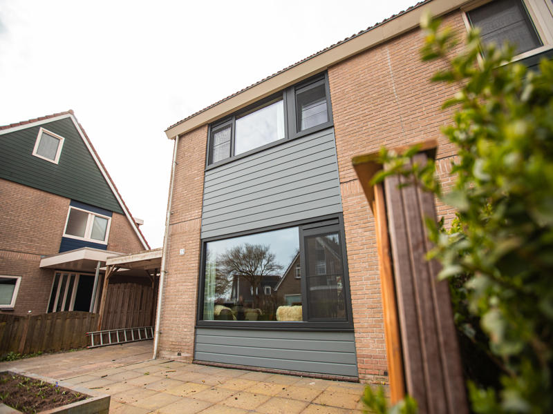 Renovatie project kunststof kozijnen en gevelbekleding